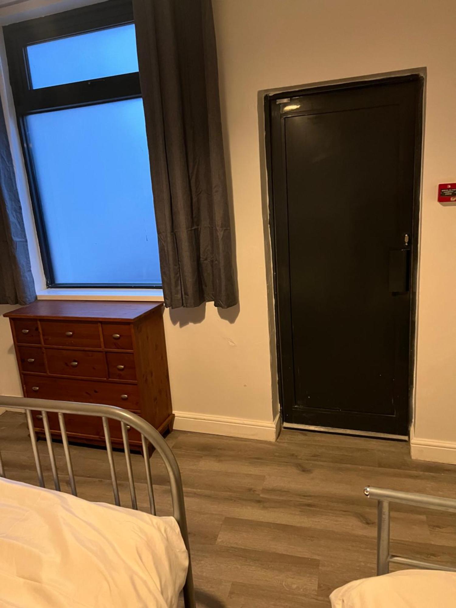 2 Bedroom Town Apartment Ipswich Exterior photo
